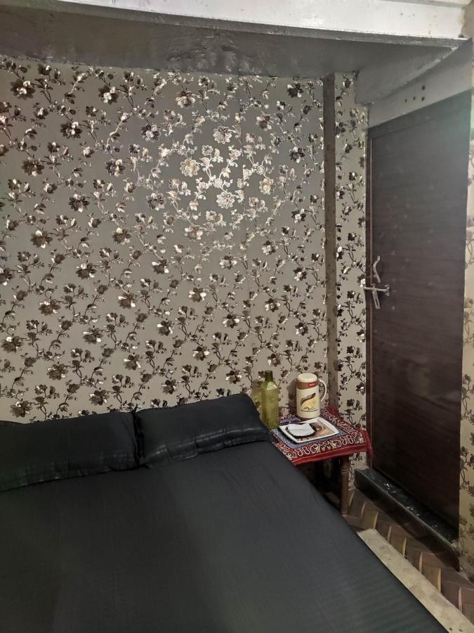 Ira Homestay Mathura - Divine Spiritual Stay מראה חיצוני תמונה